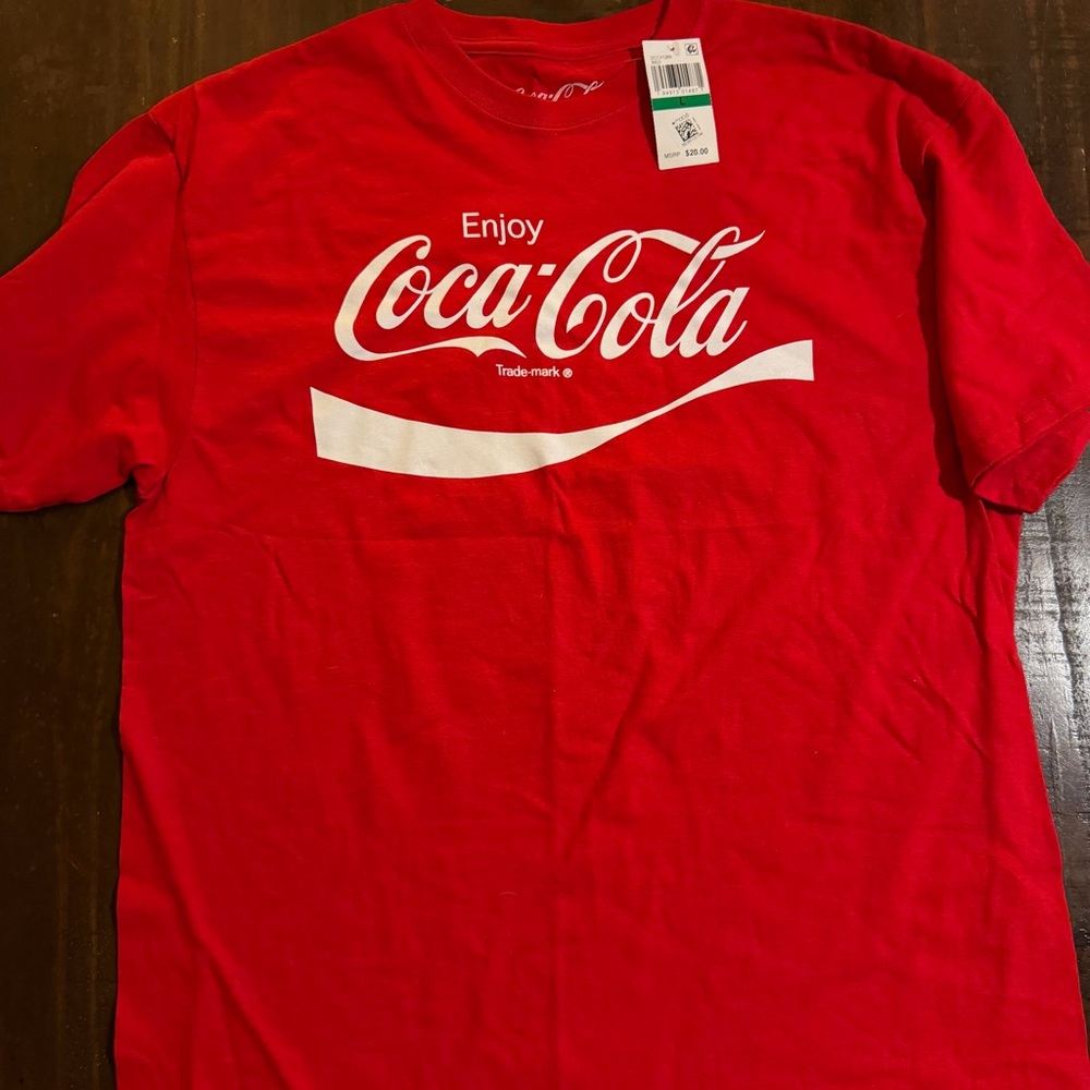 NWT Coca Cola Red T-Shirt - Size L